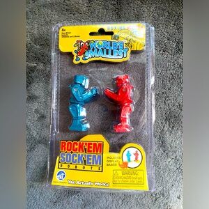 BNIB World’s Smallest Rockem Sockem Robots (really works)